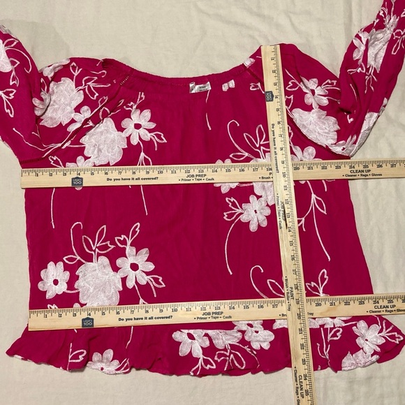 LIV Los Angeles Red Embroidered Blouse - Picture 2 of 10